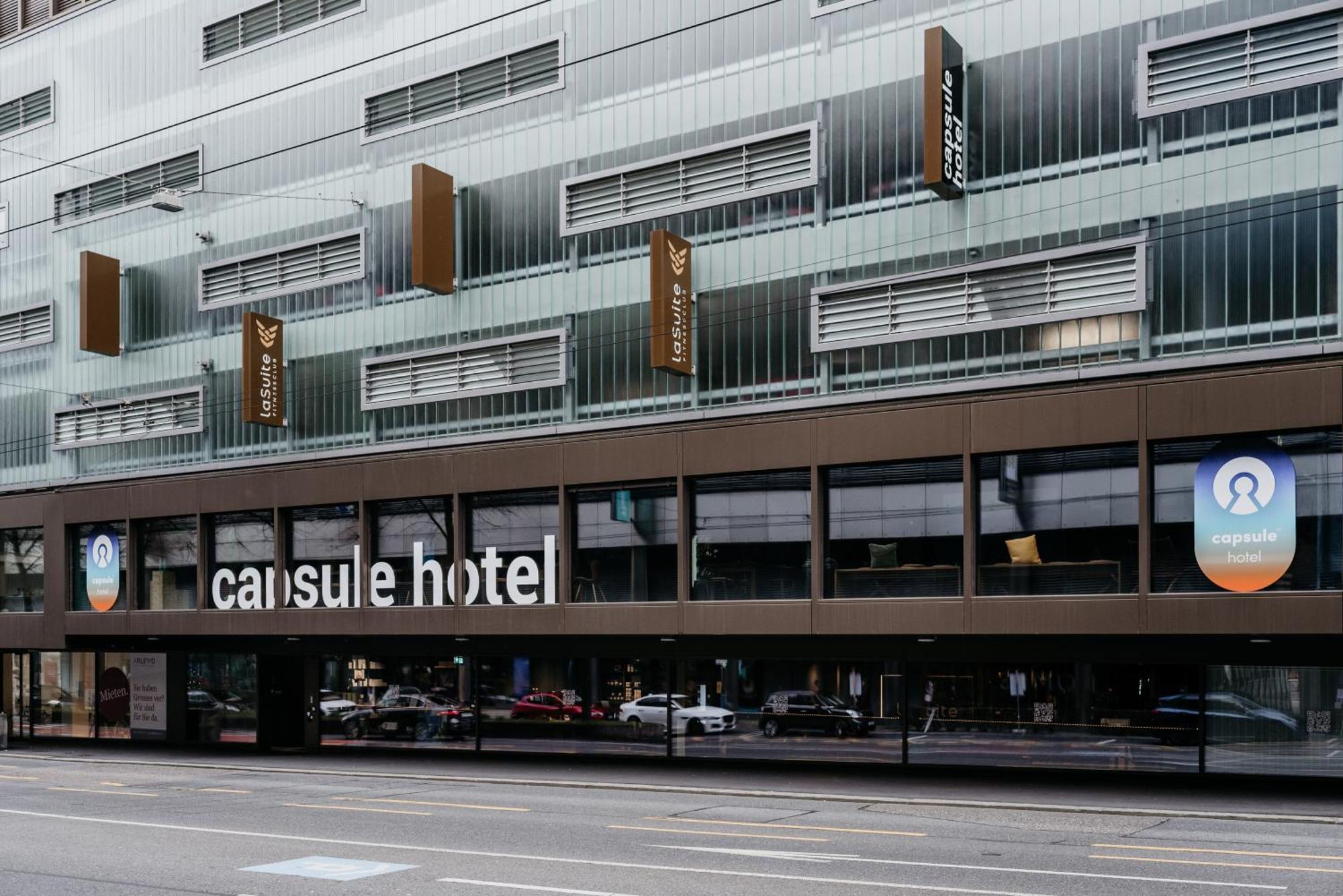 Capsule Hotel - Lucerne Old Town Eksteriør billede